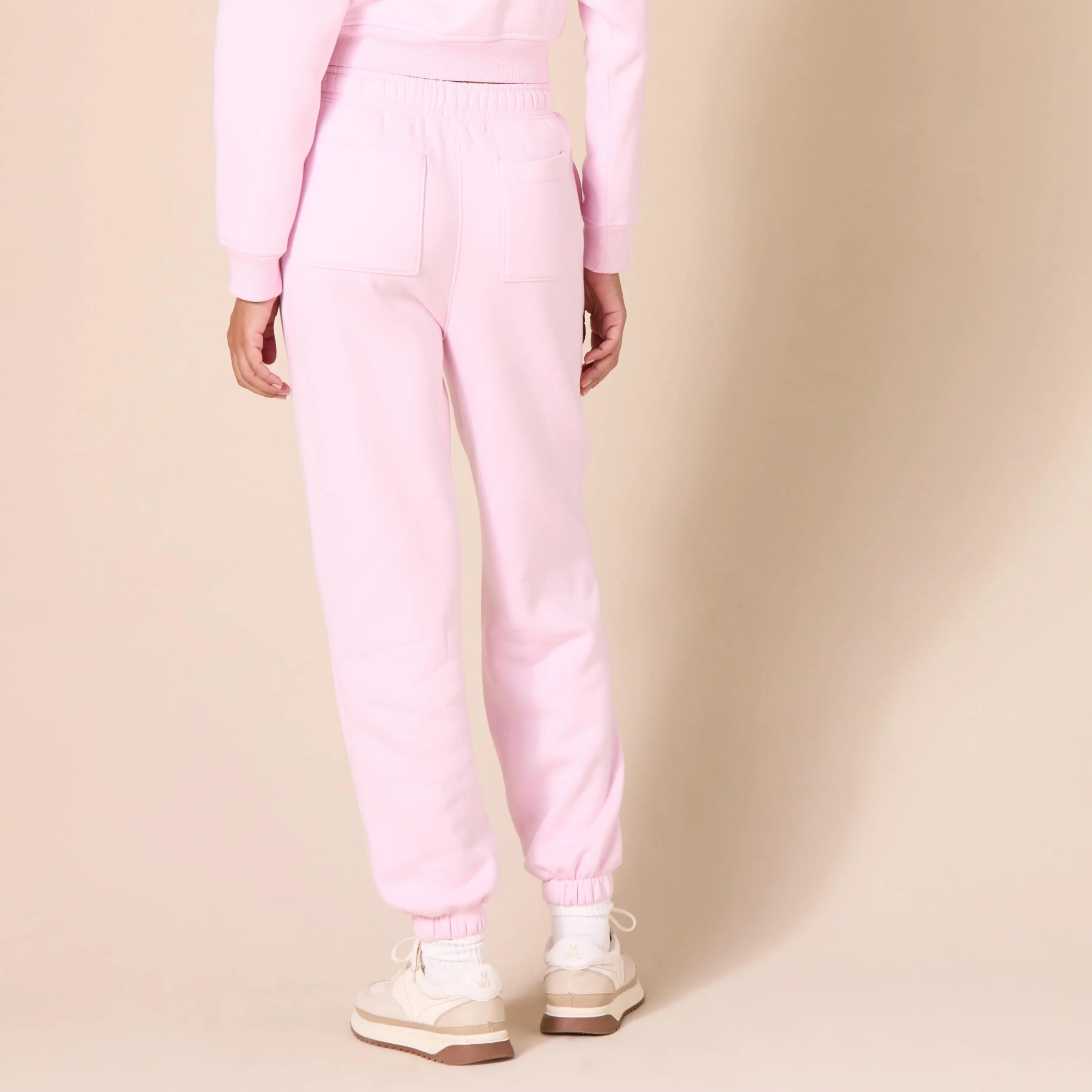 Amazon Essentials Kobiety Relaxed Jogger (dostępne w dużych rozmiarach)