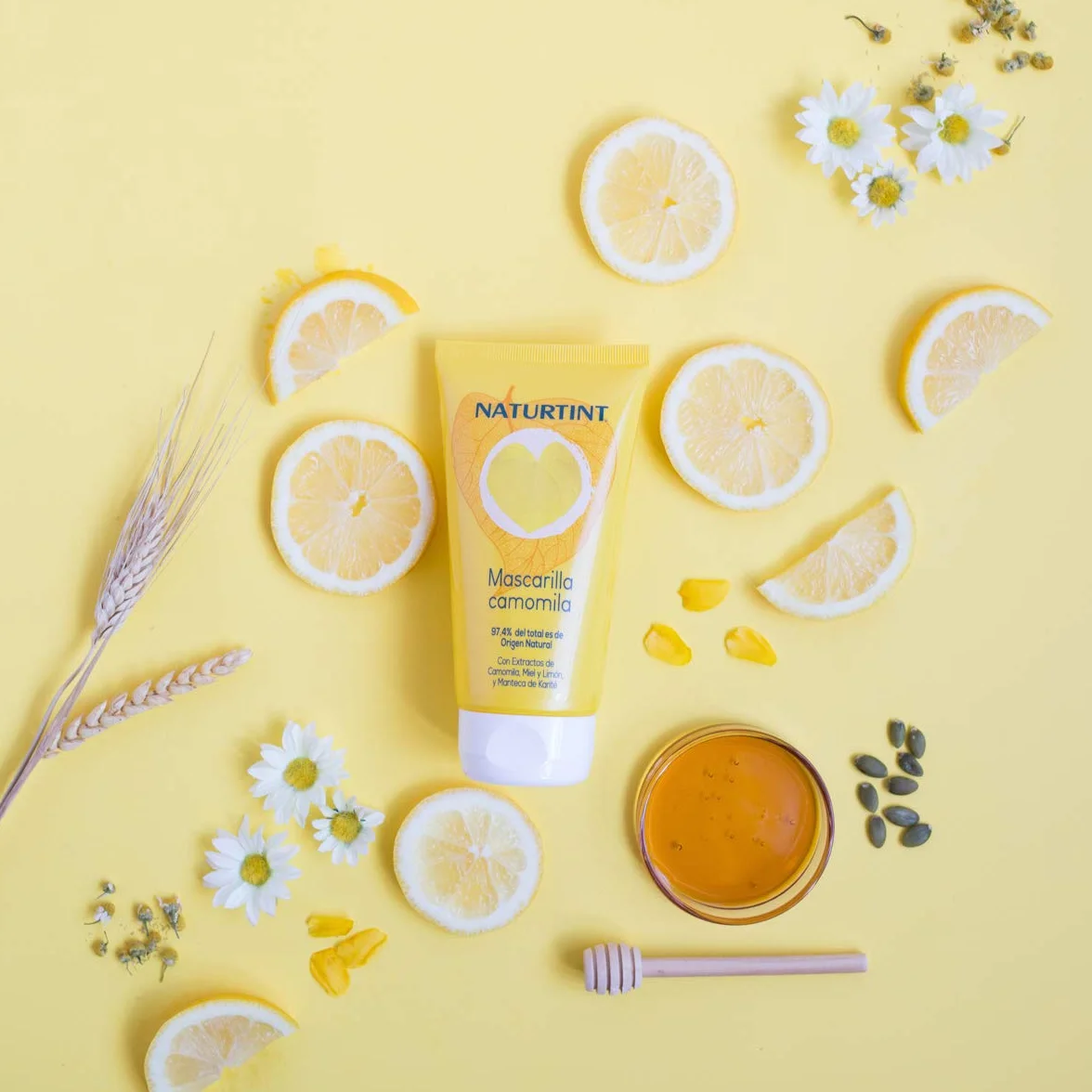 Naturtint Maska rumiankowa, progresywnie rozjaśnia blond włosy, zapewnia intensywne złote odbicia, odżywka i rozczesywanie, przeciw puszeniu się, 97,8% naturalnych składników, 150ml