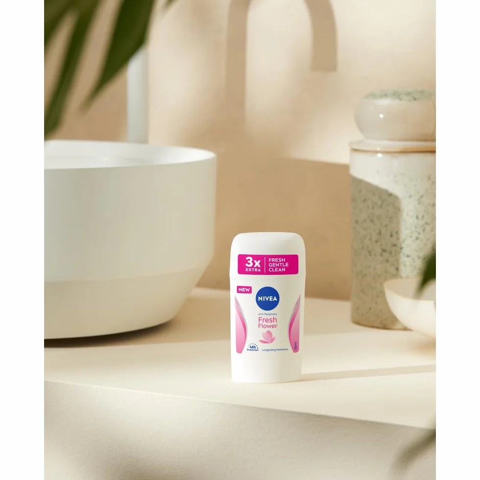 NIVEA Fresh Flower 48h Antyperspirant w sztyfcie dla kobiet, 50 ml