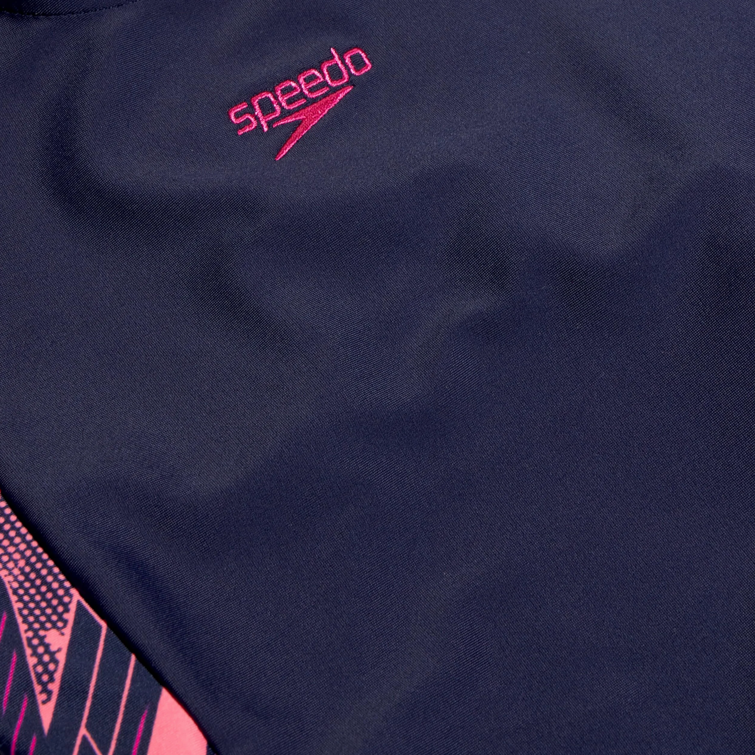 Speedo Dziewczęcy kombinezon hiperboom splice, odporny na działanie chloru, szybkoschnący, rozciągliwy materiał, wygodne dopasowanie, 1 sztuka (1 szt.), True Navy/Electric Pink/Fandango Pink, 7-8 lat
