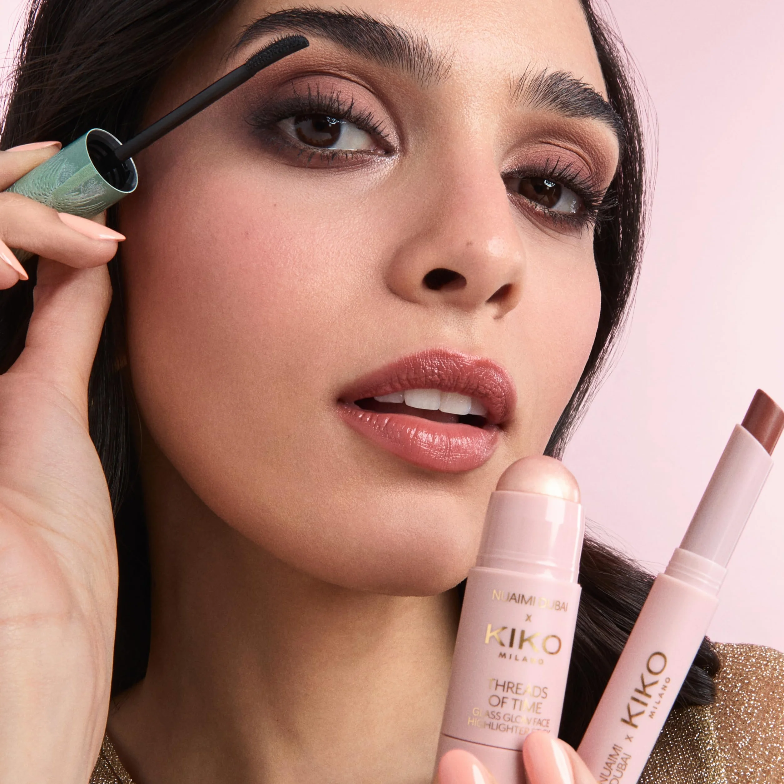 KIKO Milano Threads Of Time Glass Glow Icons Make Up Kit, Zestaw Upominkowy Do Makijażu: Rozświetlacz W Sztyfcie, Wosk Do Brwi I Błyszczyk W Sztyfcie