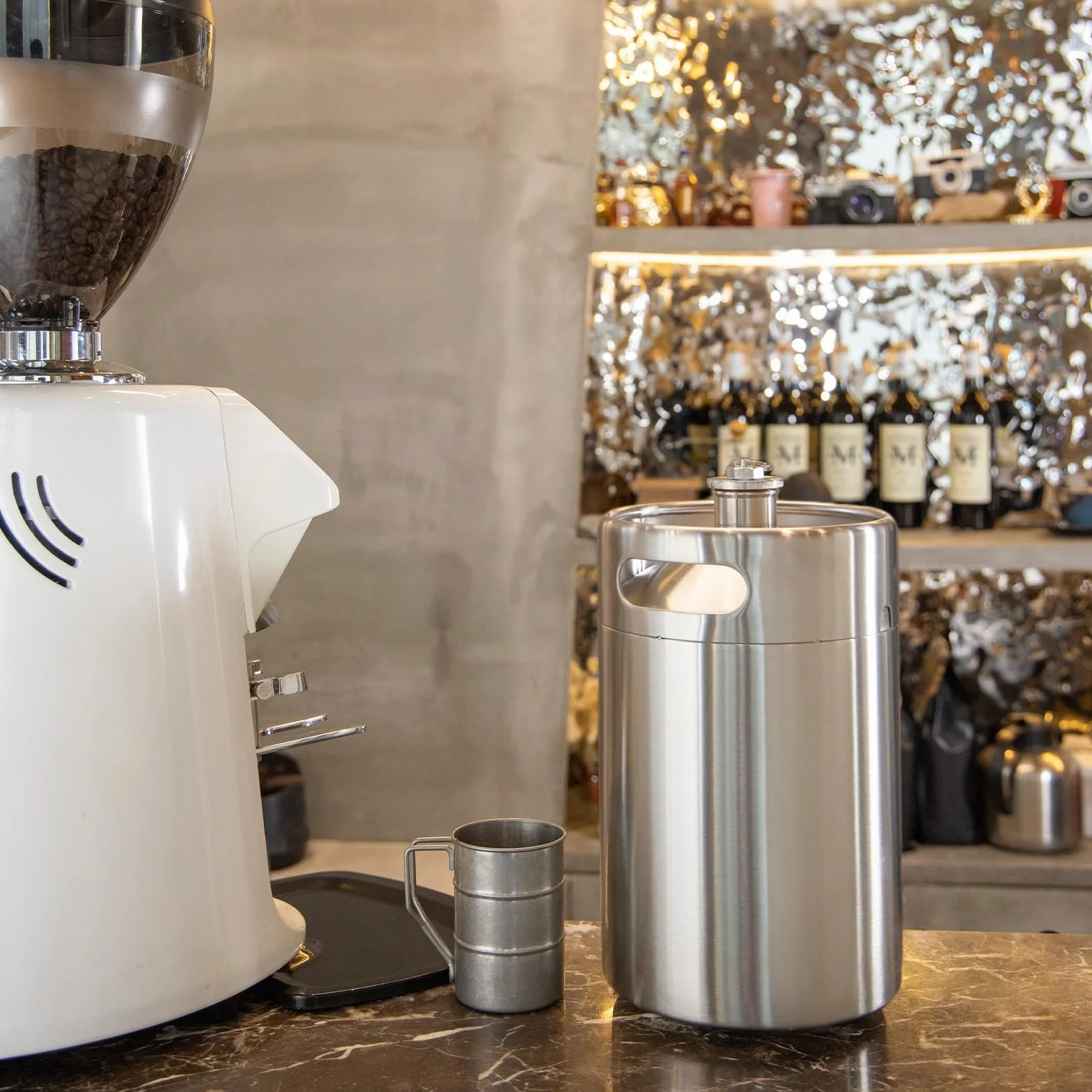 TMCRAFT Mini growler Keg, przenośna beczka do piwa ze stali nierdzewnej z obrotową zakrętką, spiralna pokrywka do warzenia domowego warzenia, majsterkowania i piwa beczkowego