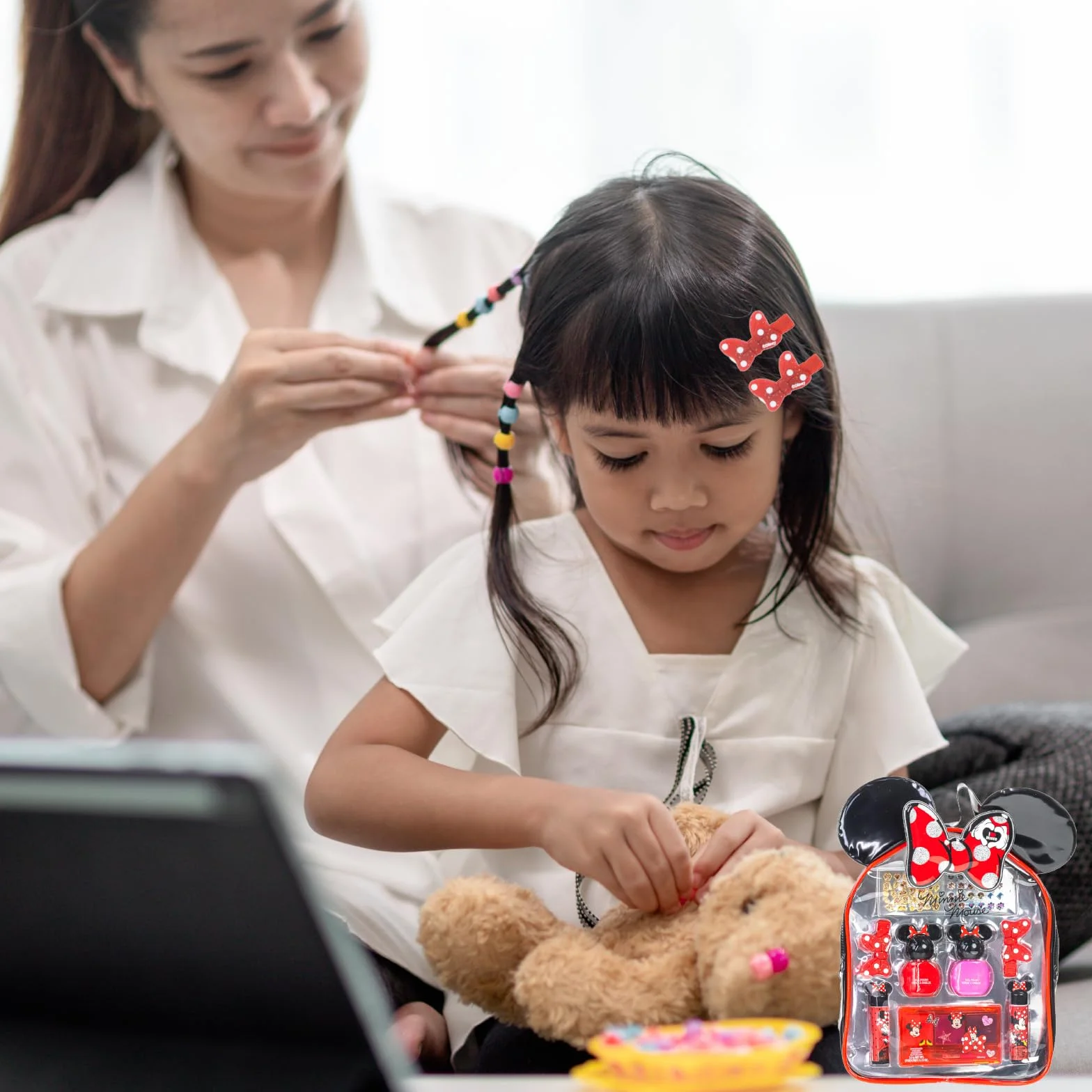 Minnie Mouse Plecak z Makijażem Dla Dzieci Zestaw Urody Prezent