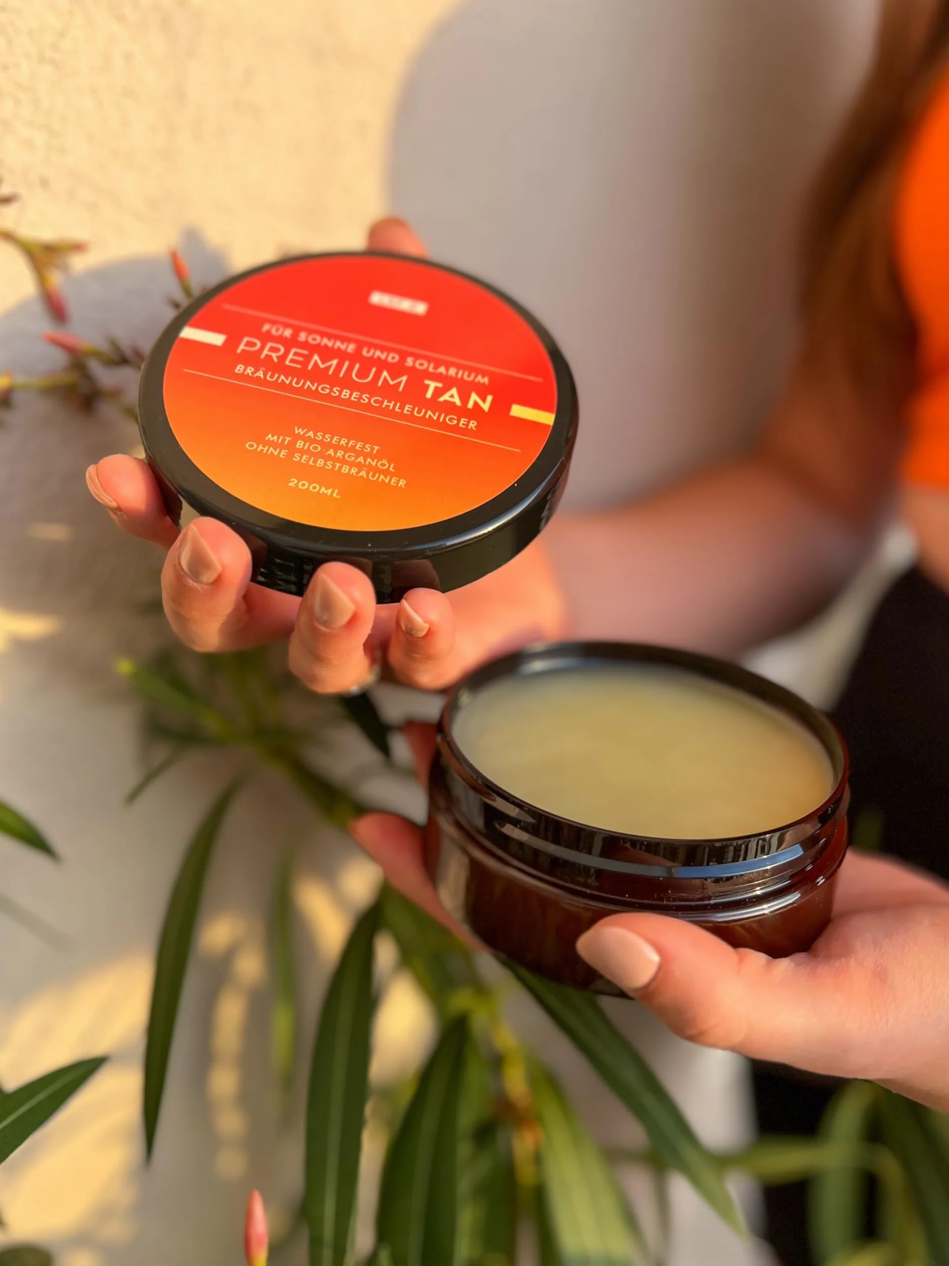 Premium Tan przyspieszacz opalania SPF 0, 200 ml – z olejkiem arganowym organicznym, wodoodporny, bez parabenów, nietestowany na zwierzętach – krem do opalania bez samoopalacza – zapewnia szybką,
