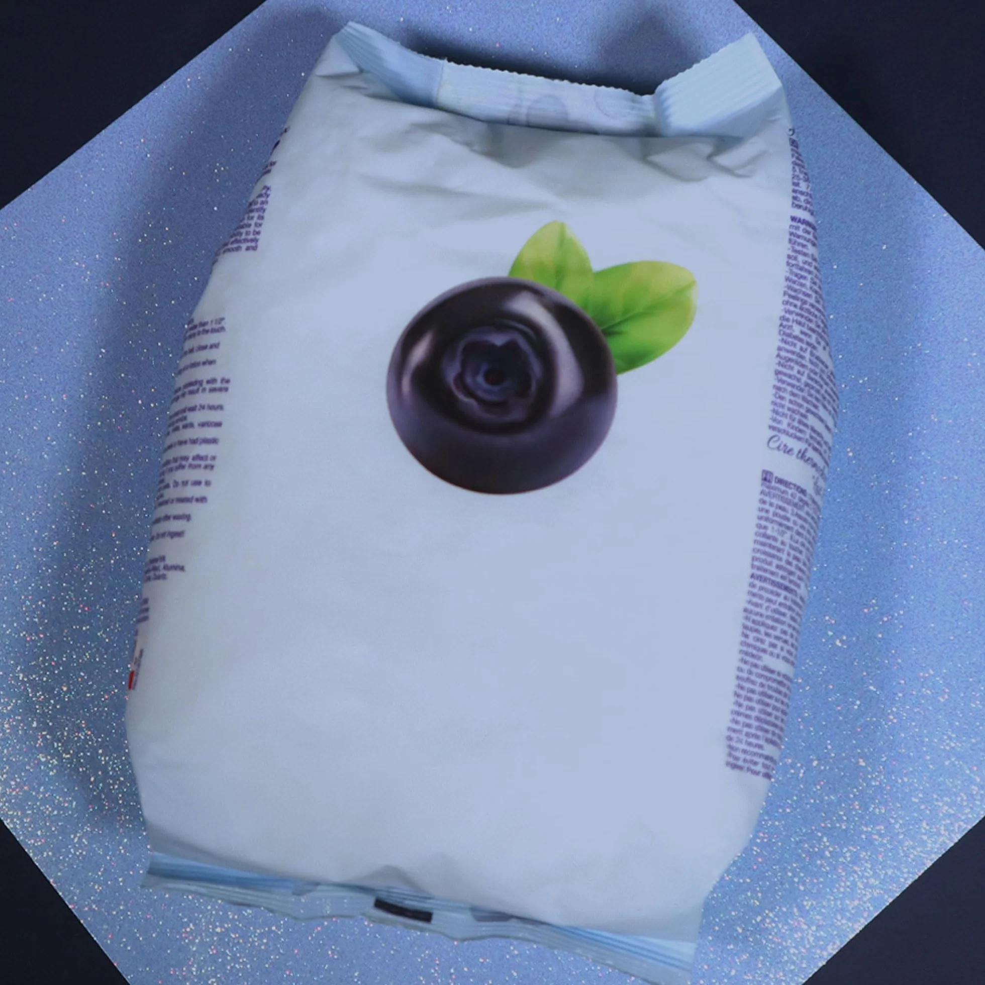 Waxness Blueberry Milk termochromiczne perły z twardego wosku 1 kg – wosk niskotemperaturowy – usuwanie włosów bez pasków woskowych