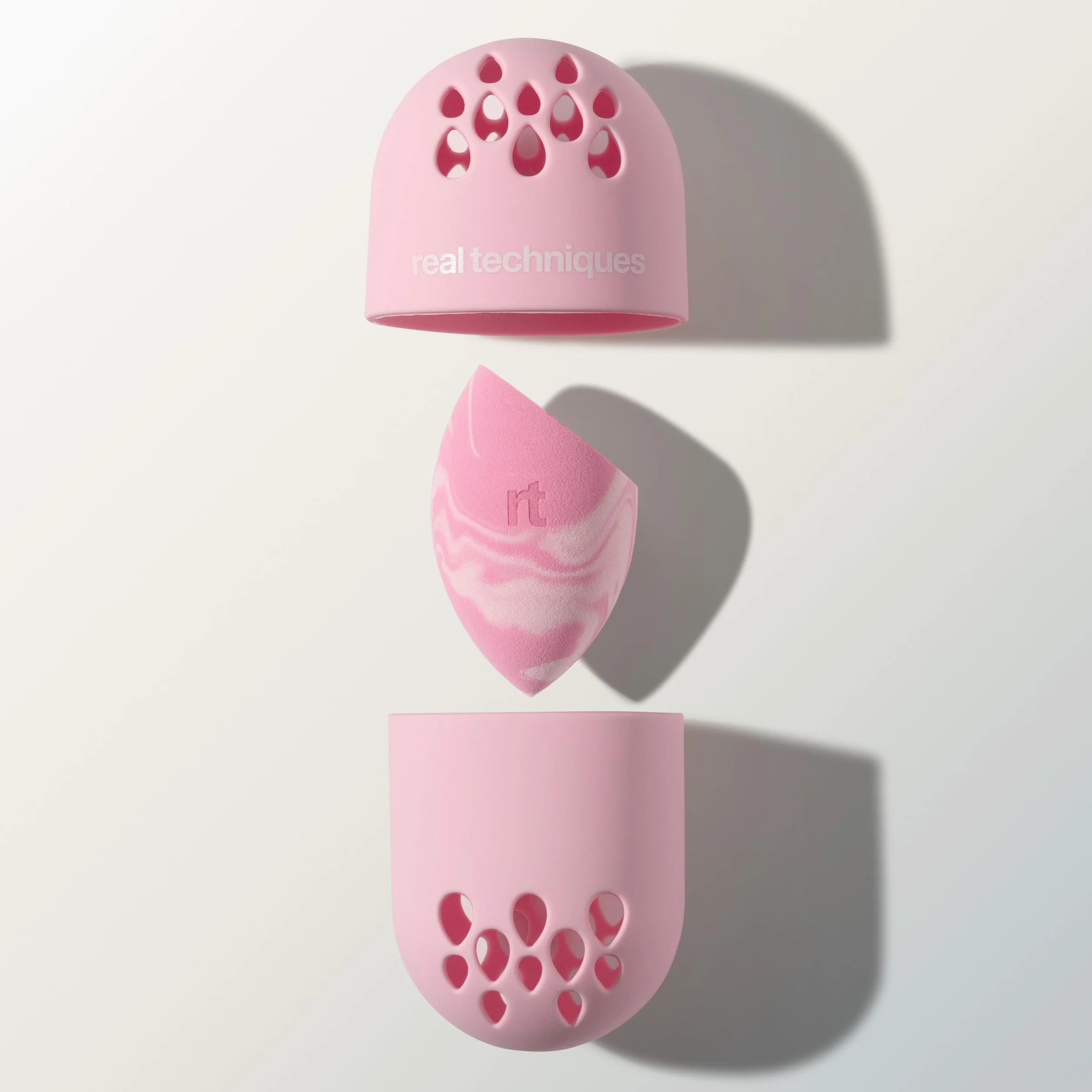 Real Techniques Sweet Tooth Batter Up Base Miracle Complexion Sponge & Case, Makeup Blending Sponge, Travel Case for Foundation, Skin Tint & Concealer, Cruelty-Free, 2 Piece Set