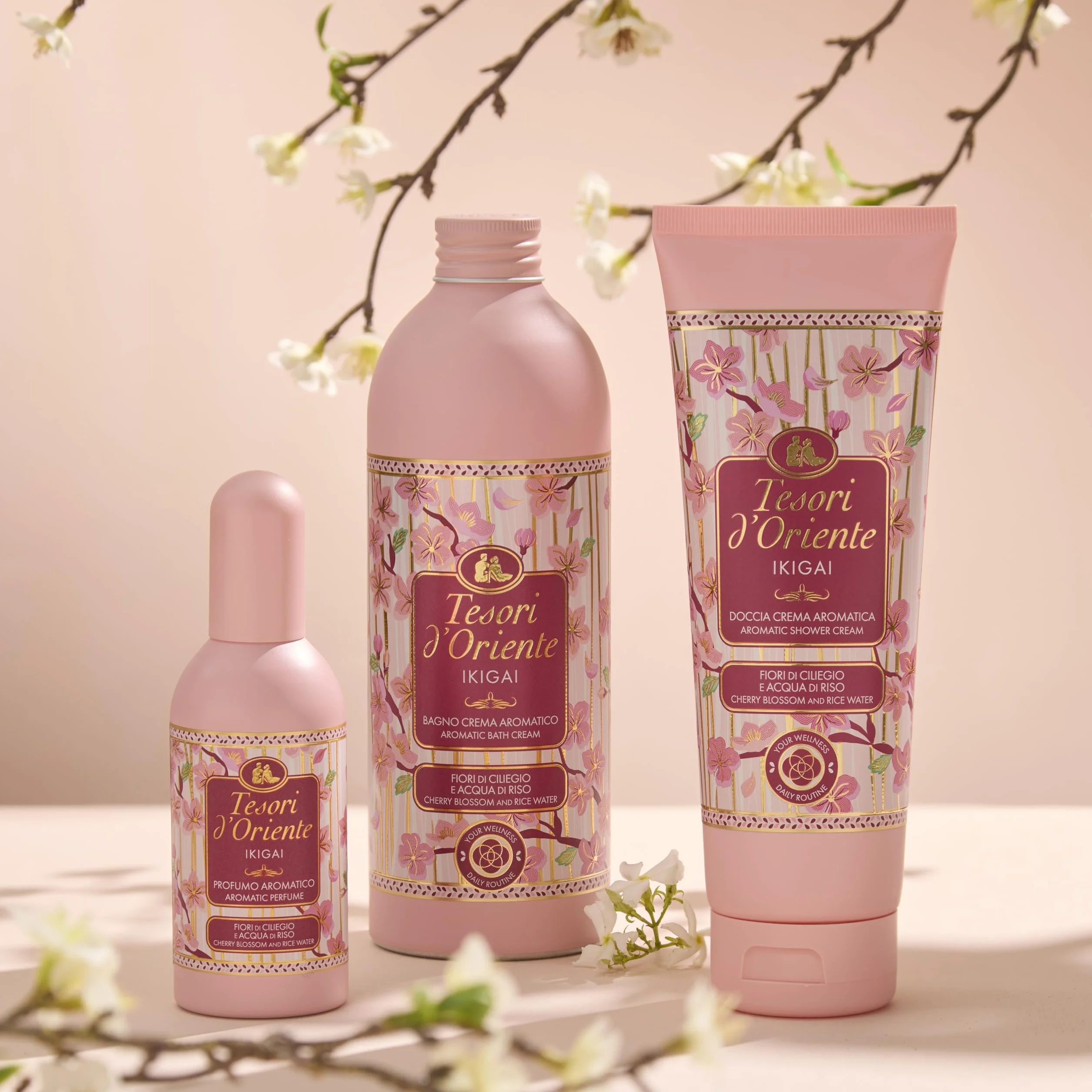 Tesori d'Oriente Ikigai krem pod prysznic z nutami kwiatowymi, kwiat wiśni i woda ryżowa, nadaje skórze czyste samopoczucie i 250 ml
