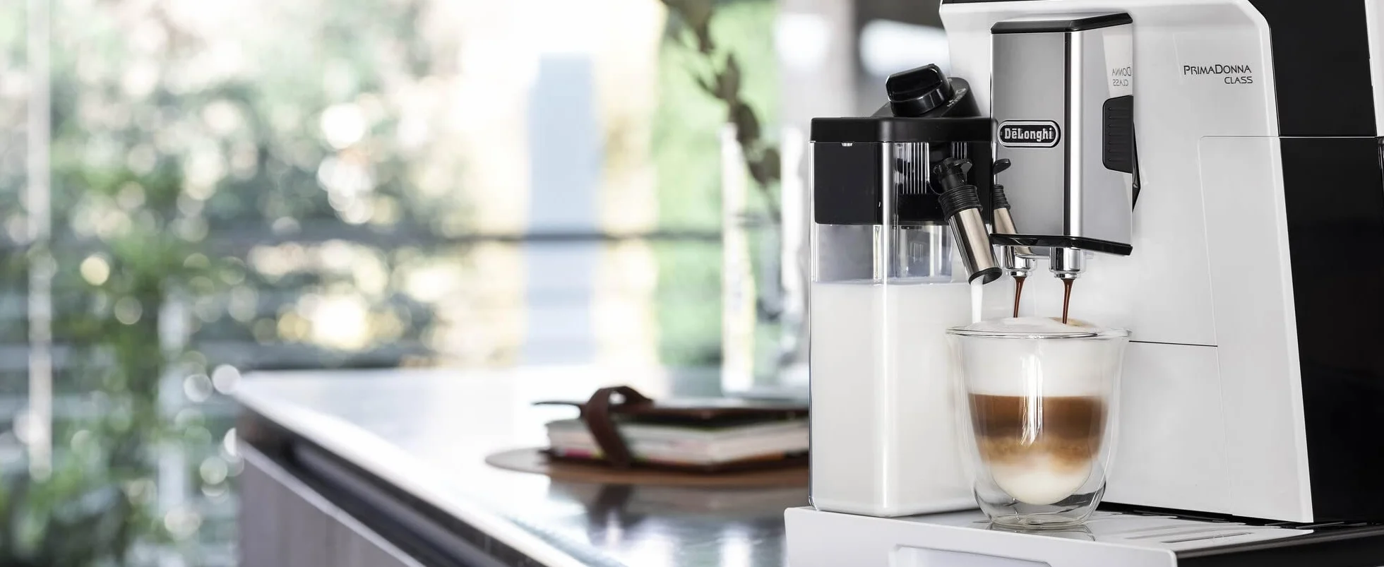De’Longhi Primadonna Ekspres do Kawy, Biały/Kremowy, 1450W 240V