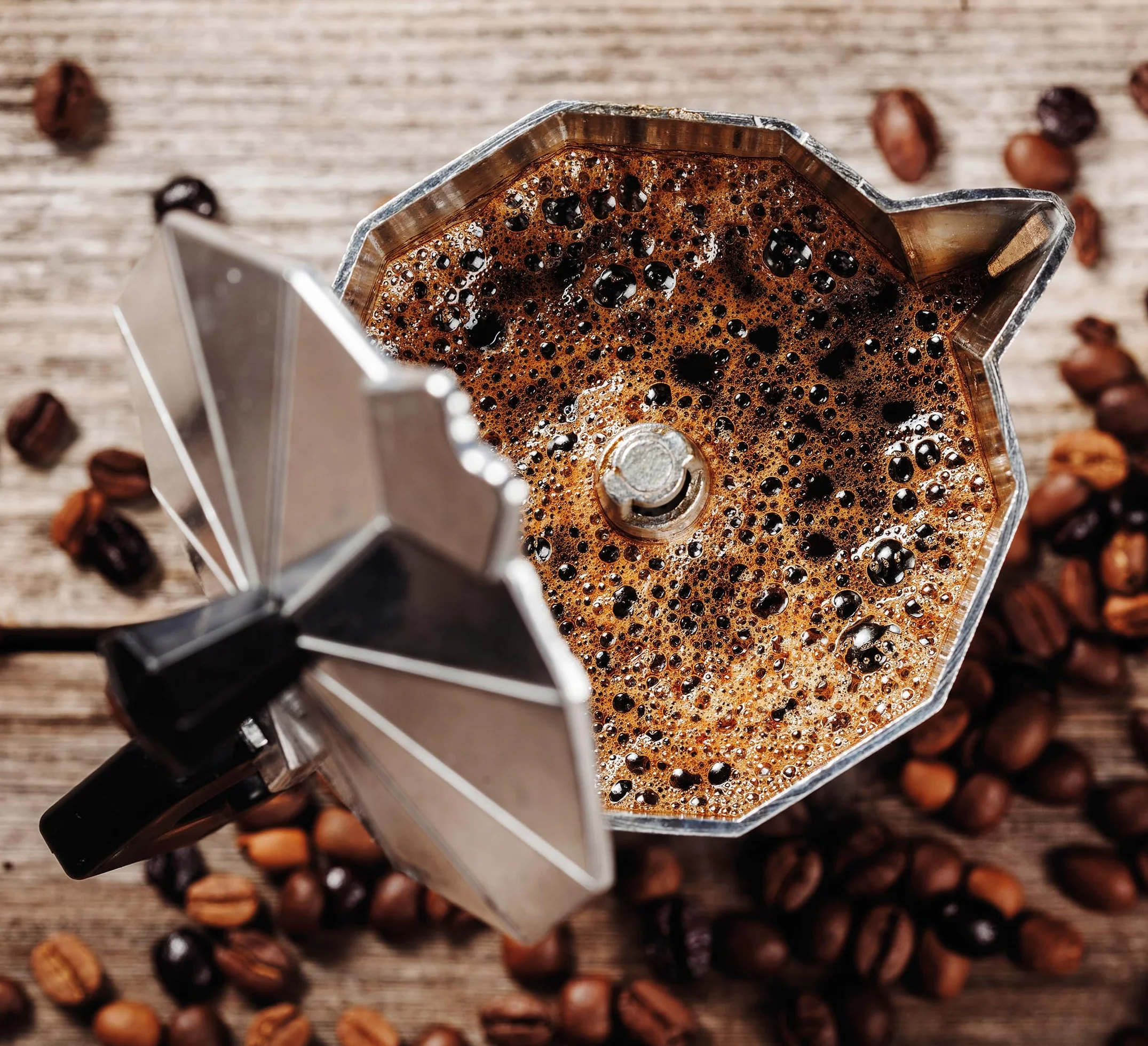 cilio Zaparzacz do espresso Classico na 6 filiżanek, elektryczny 480 W, Ø 11,5 cm, wysokość: 25 cm, aluminium, srebrny, zintegrowana płyta kuchenna, z funkcją utrzymania ciepła i sitkiem redukcyjnym, do podróży lub na kemping