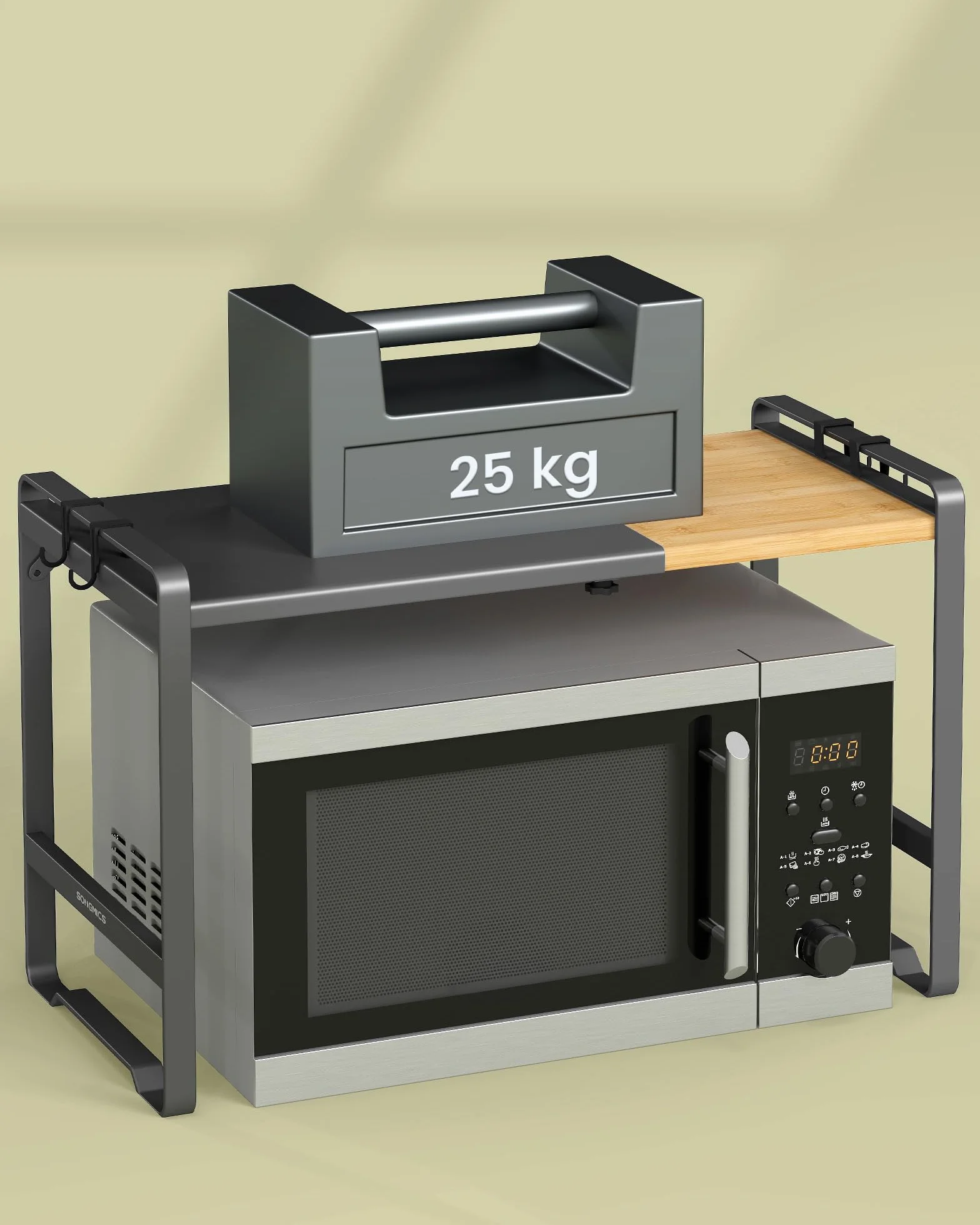 SONGMICS Rozkładana półka do mikrofalówki, stojak na mikrofalówkę, regulowana szerokość 41,5–64 cm, półka na blat kuchenny, stal i bambus, 4 haczyki, atramentowa czerń – naturalny beż KCS060B01