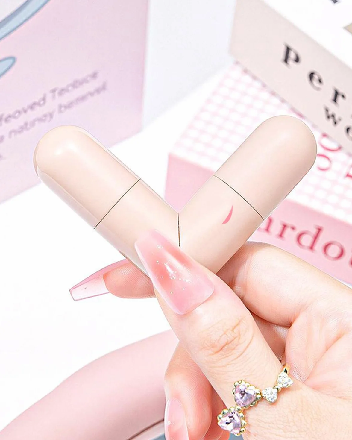EONFAVE Stempel do eyelinera, dwustronny, wzór skrzydła na lewą i prawą stronę, precyzyjna kreska z obrotową konstrukcją, wodoodporny, długotrwały makijaż