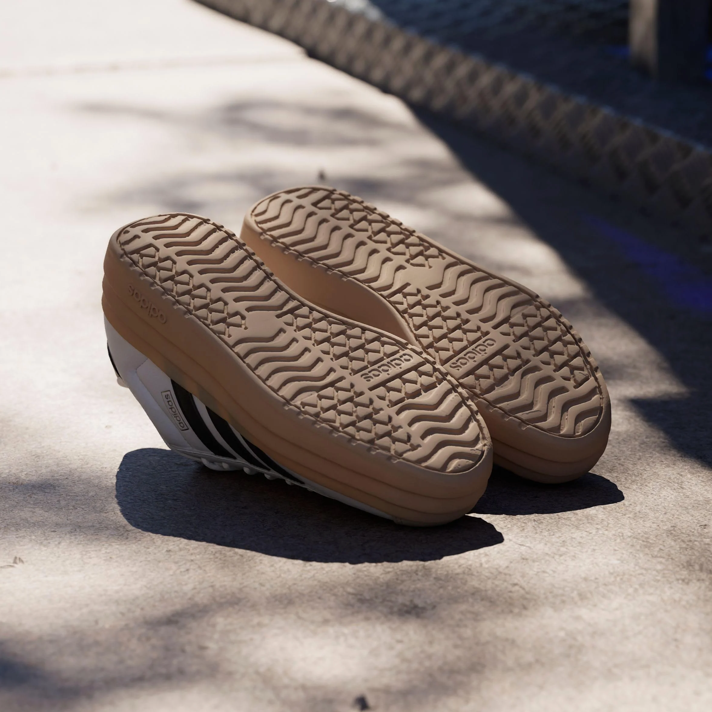 adidas Kobiety Vl Court BoldAdidasy