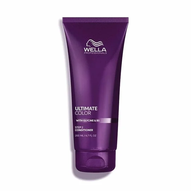 Wella Professionals Ultimate Color Conditioner – nawilżająca i zapobiegająca łamaniu włosów do włosów farbowanych – wygładza strukturę włosów, zawiera pigmenty i natychmiast rozplątuje włosy – krok 2