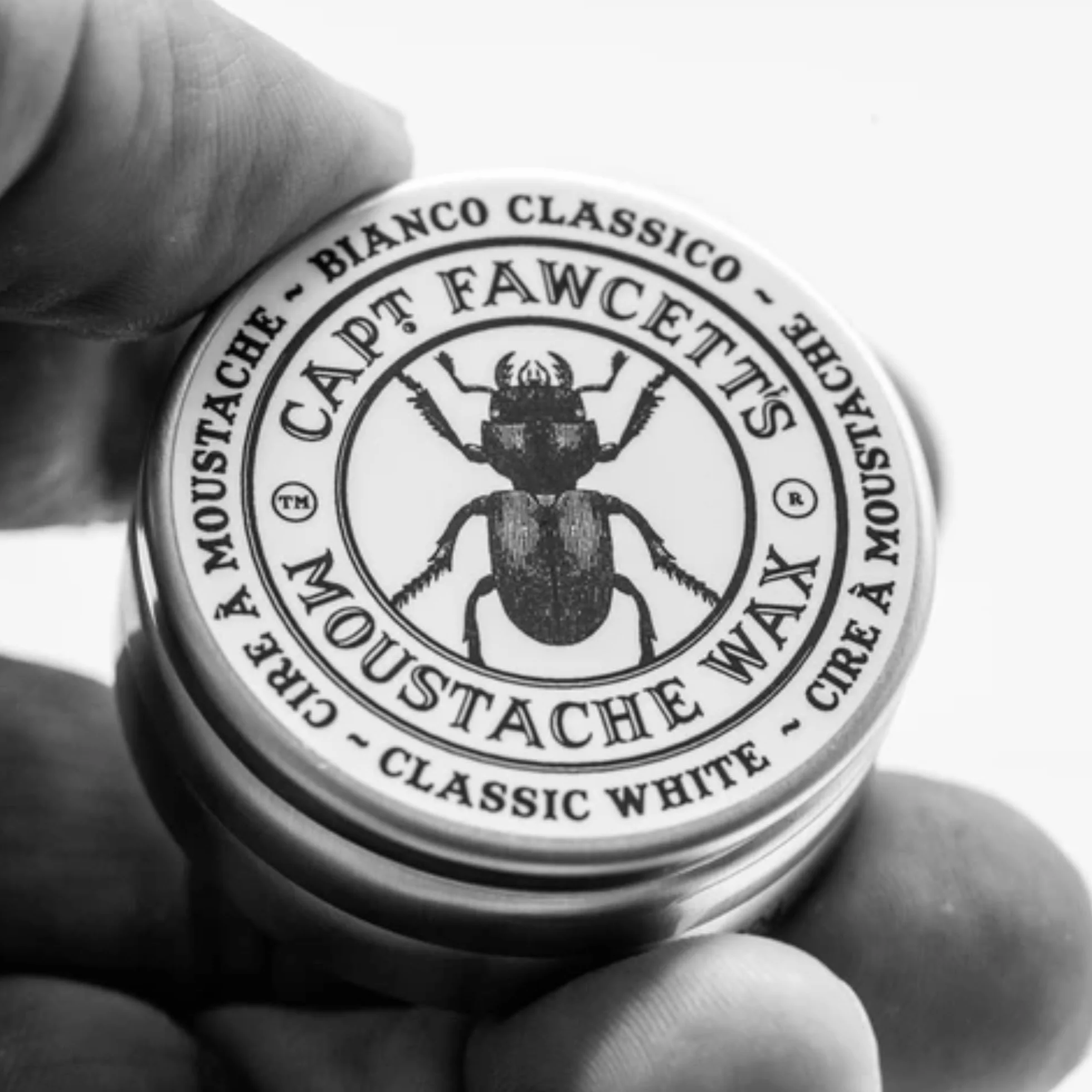 Captain Fawcett Bianco Classico wosk do wąsów