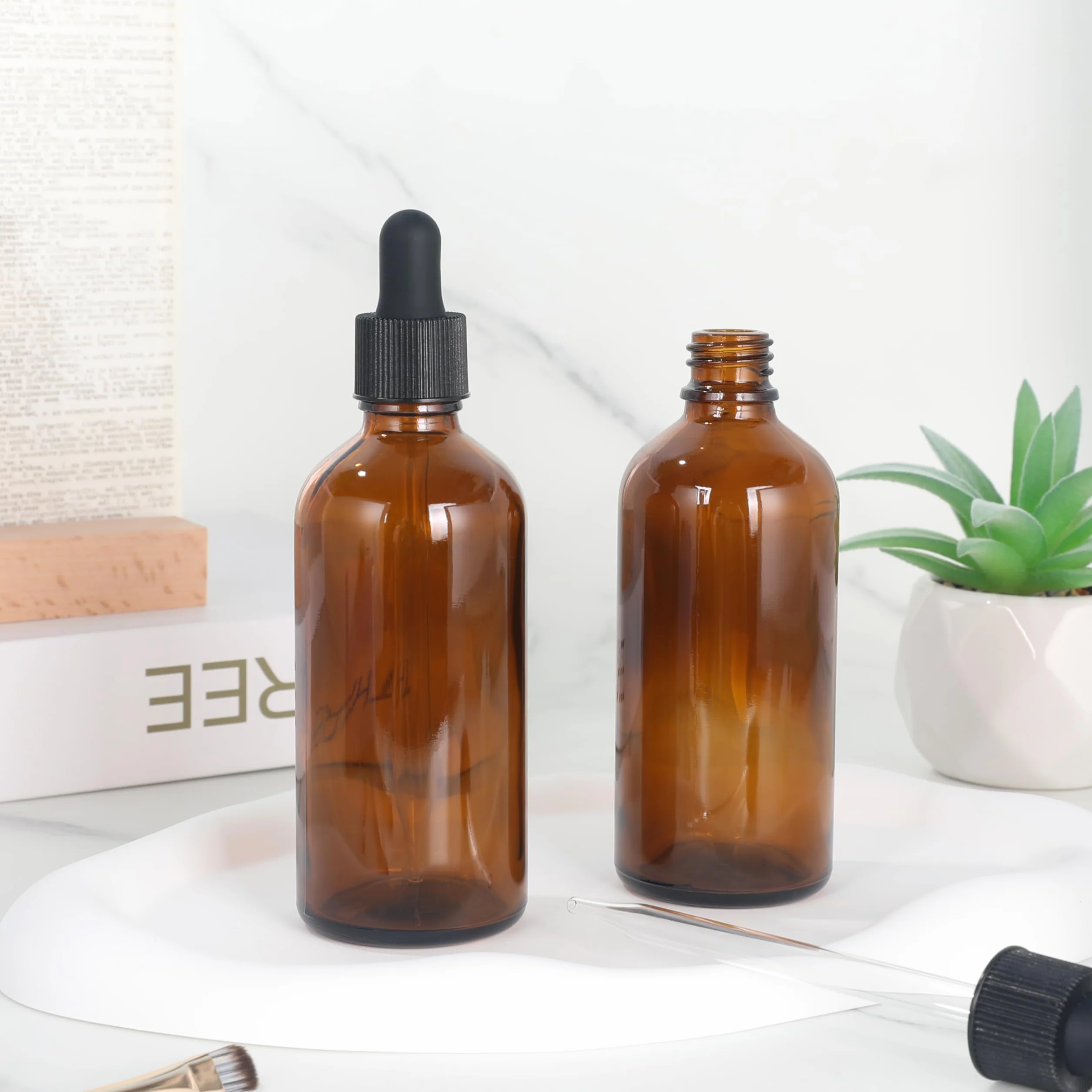 Magic Season Butelki na olejek eteryczny - bursztynowe / 100 ml z zakraplaczem / 2 szt